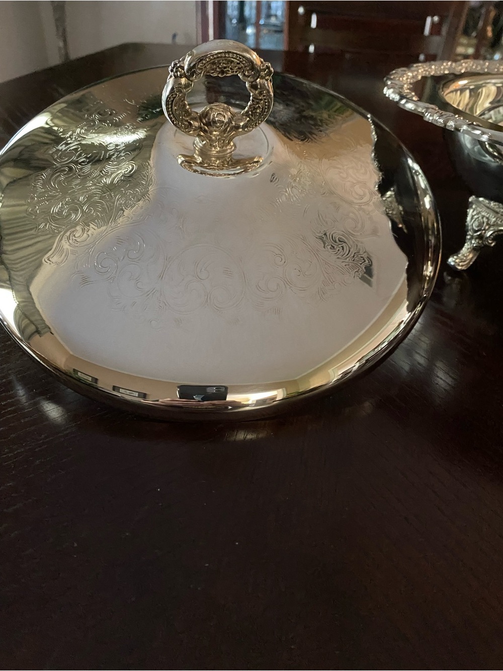 Silver Covered Serving Dish with Decorative Lid and Pyrex dish 12 inches - Picture 9 of 15